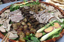 Thịt chó mẹt đủ món 